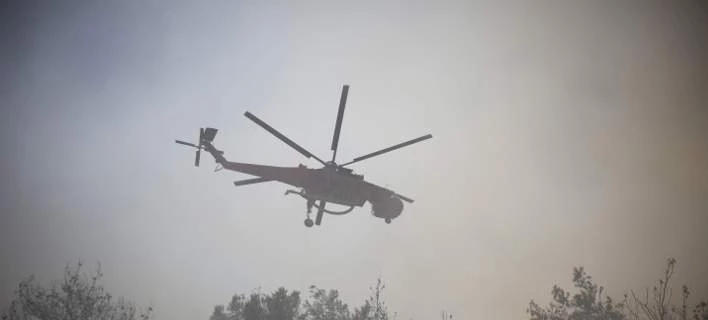 Πυροσβεστική: Σε Γεράνεια Ορη και Καλλιτεχνούπολη παραμένουν ανοιχτά τα μέτωπα της φωτιάς